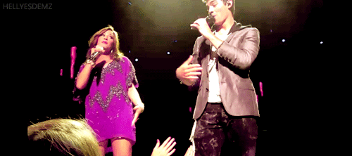 demi lovato and joe jonas gif
