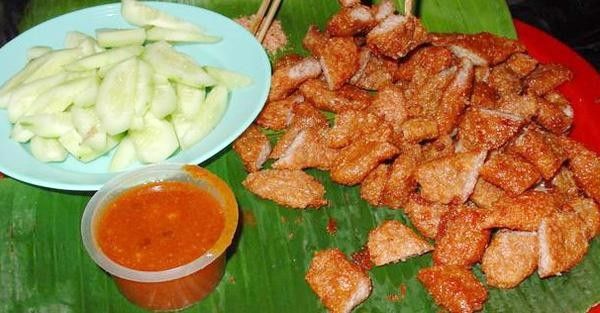 20 địa điểm ăn vặt ngon nức tiếng Hà Nội