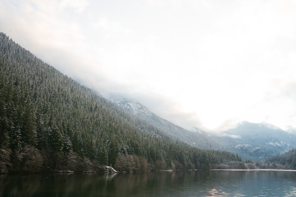 IMAGE: http://i793.photobucket.com/albums/yy219/Engreeks1/EricLew-November192011-03.jpg