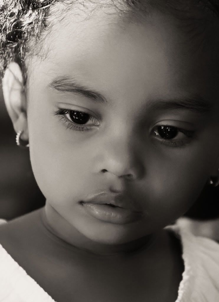 IMAGE: http://i793.photobucket.com/albums/yy220/alissa190/2010_04_18_9999_128sepia.jpg