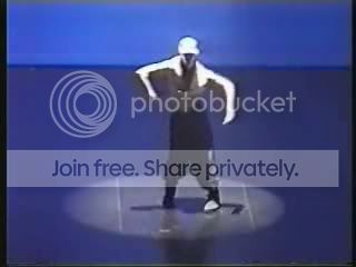 2flv_000122189.jpg